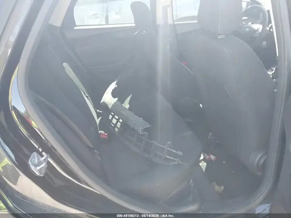 1FADP3E24HL201666 2017 FORD FOCUS - Image 8