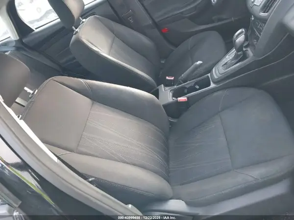 1FADP3E24HL207841 2017 FORD FOCUS - Image 8