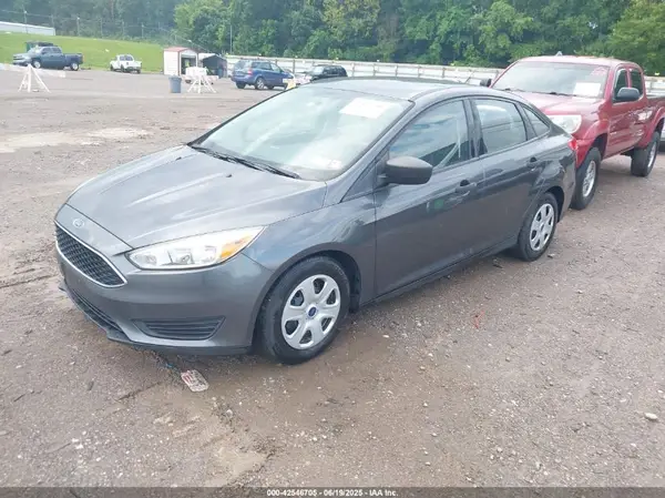1FADP3E24HL301329 2017 FORD FOCUS - Image 2