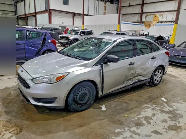1FADP3E24HL302884 2017 FORD FOCUS - Image 1