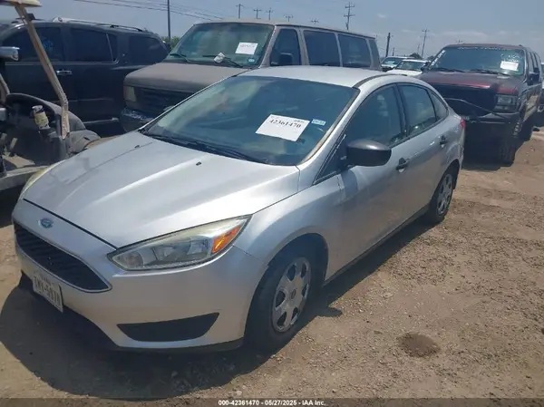 1FADP3E24HL307650 2017 FORD FOCUS - Image 2