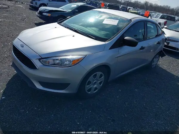 1FADP3E24HL338624 2017 FORD FOCUS - Image 2