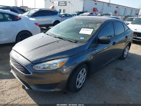 1FADP3E24JL286711 2018 FORD FOCUS - Image 2