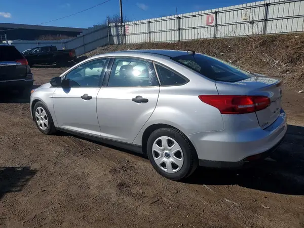 1FADP3E24JL302180 2018 FORD FOCUS - Image 2