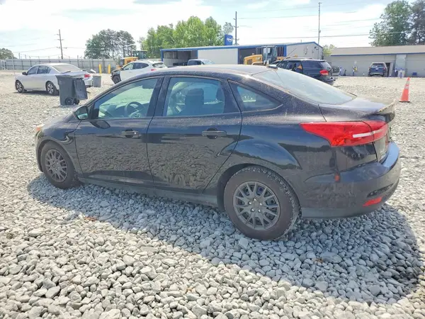 1FADP3E24JL307685 2018 FORD FOCUS - Image 2