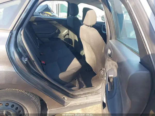 1FADP3E24JL309050 2018 FORD FOCUS - Image 8