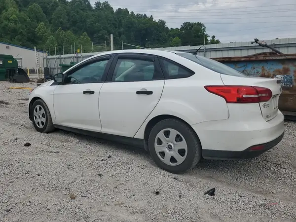 1FADP3E24JL310084 2018 FORD FOCUS - Image 2