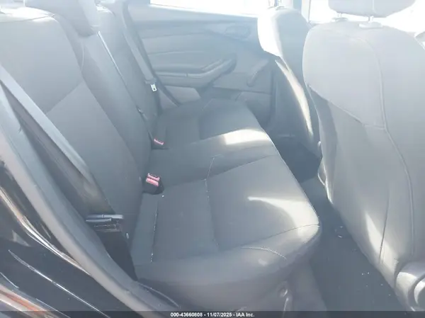 1FADP3E25GL201335 2016 FORD FOCUS - Image 8