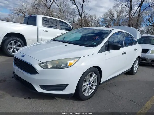 1FADP3E25GL268078 2016 FORD FOCUS - Image 2
