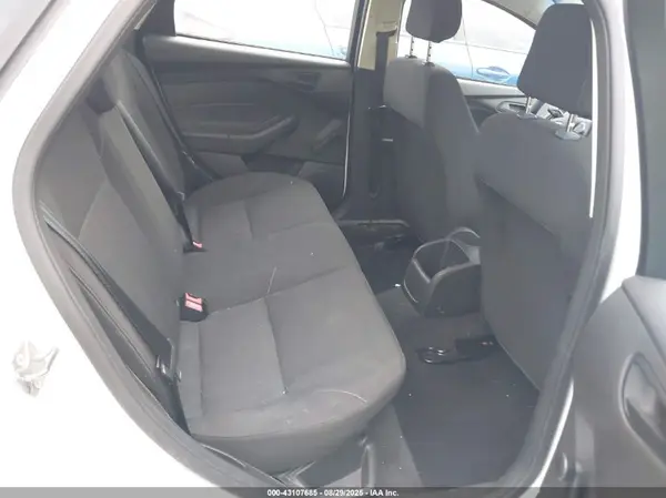 1FADP3E25GL274074 2016 FORD FOCUS - Image 8