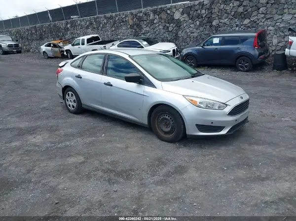 1FADP3E25GL311186 2016 FORD FOCUS - Image 1