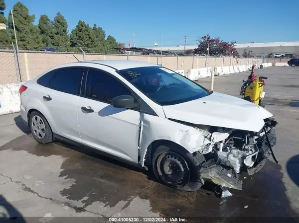 1FADP3E25GL320714 2016 FORD FOCUS - Image 1