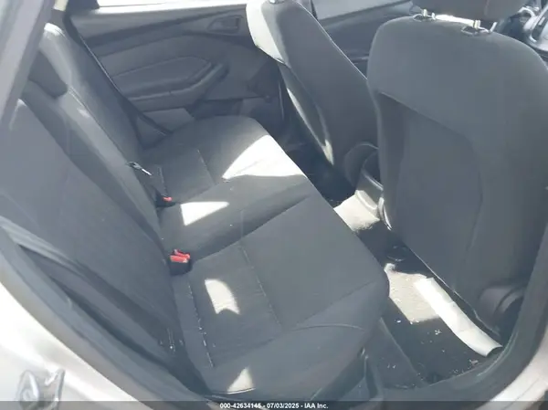 1FADP3E25GL322379 2016 FORD FOCUS - Image 8