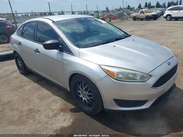 1FADP3E25GL329039 2016 FORD FOCUS - Image 1
