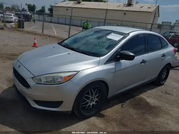 1FADP3E25GL329039 2016 FORD FOCUS - Image 2