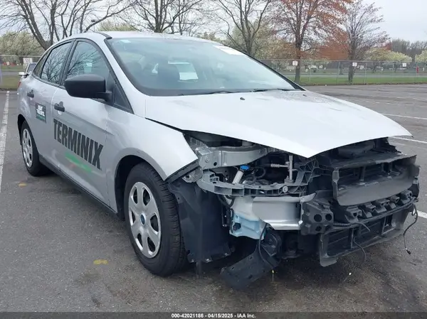 1FADP3E25GL349047 2016 FORD FOCUS - Image 1