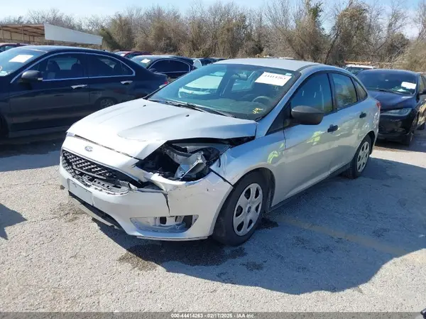 1FADP3E25GL356662 2016 FORD FOCUS - Image 2