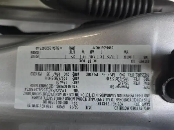 1FADP3E25GL366074 2016 FORD FOCUS - Image 2
