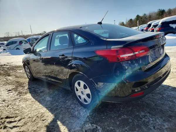1FADP3E25HL207606 2017 FORD FOCUS - Image 2