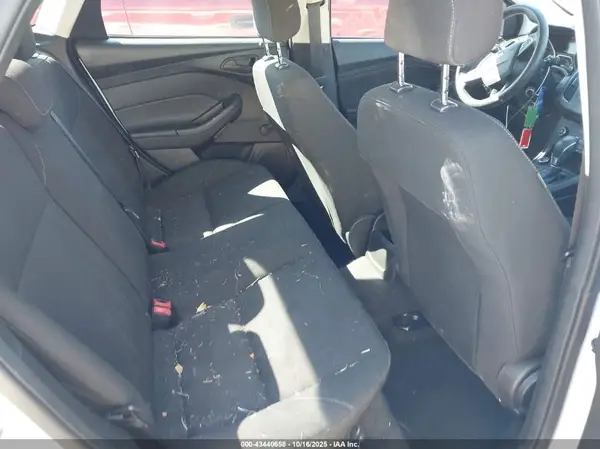 1FADP3E25HL221280 2017 FORD FOCUS - Image 8