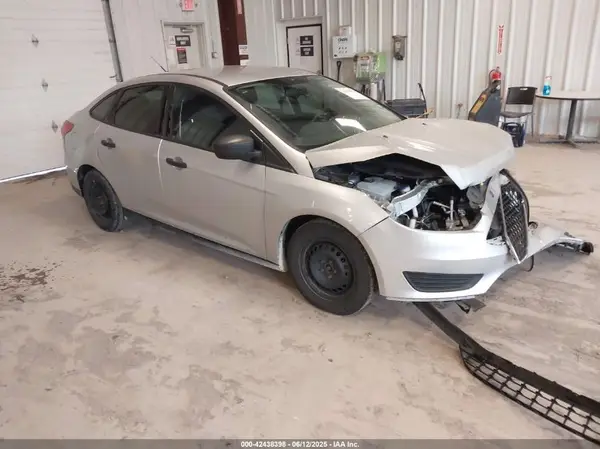 1FADP3E25HL222428 2017 FORD FOCUS - Image 1