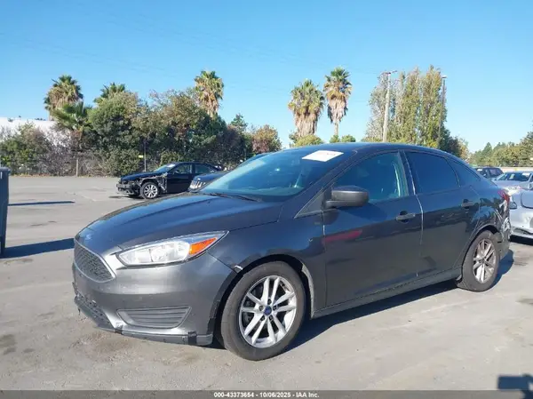 1FADP3E25HL255297 2017 FORD FOCUS - Image 2