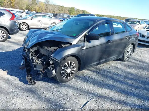 1FADP3E25HL262671 2017 FORD FOCUS - Image 2