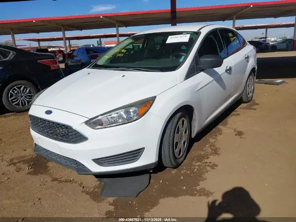 1FADP3E25HL343976 2017 FORD FOCUS - Image 2