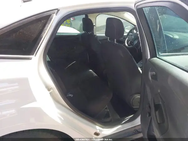 1FADP3E25HL343976 2017 FORD FOCUS - Image 8