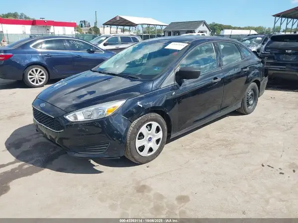 1FADP3E25JL209667 2018 FORD FOCUS - Image 2