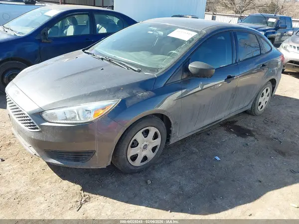1FADP3E25JL229062 2018 FORD FOCUS - Image 2