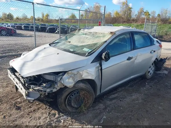 1FADP3E25JL251515 2018 FORD FOCUS - Image 2