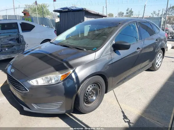 1FADP3E25JL260604 2018 FORD FOCUS - Image 2