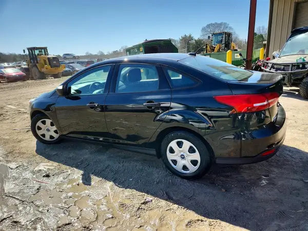 1FADP3E25JL266757 2018 FORD FOCUS - Image 2