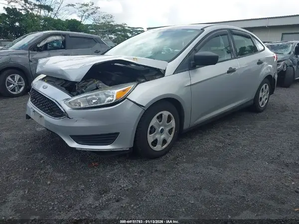 1FADP3E25JL278164 2018 FORD FOCUS - Image 2