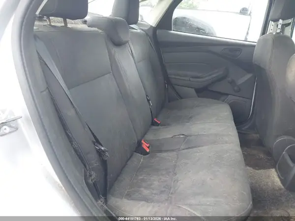 1FADP3E25JL278164 2018 FORD FOCUS - Image 8
