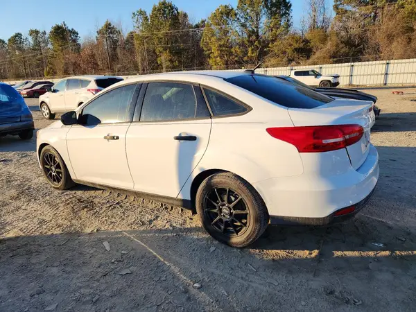 1FADP3E25JL299919 2018 FORD FOCUS - Image 2