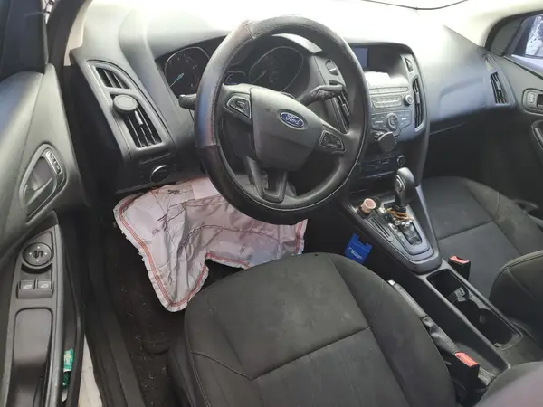 1FADP3E25JL307761 2018 FORD FOCUS - Image 8