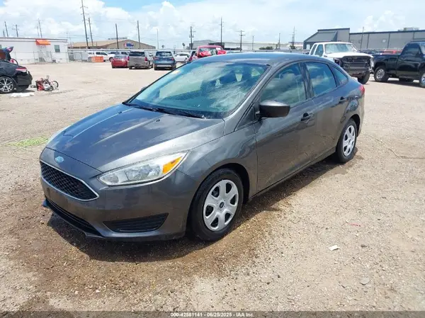 1FADP3E25JL311552 2018 FORD FOCUS - Image 2