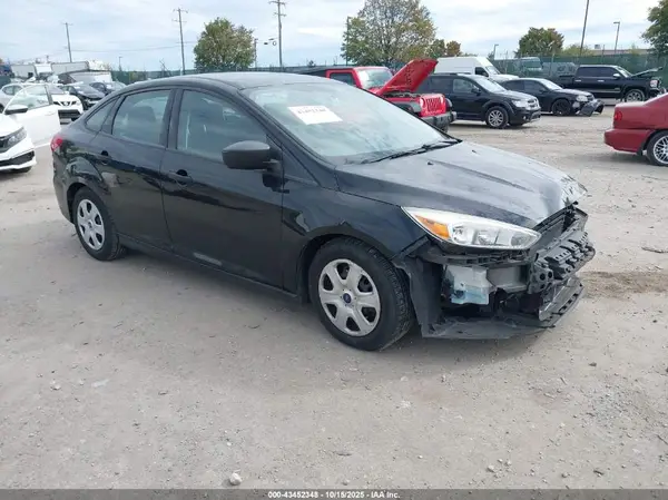 1FADP3E26GL200808 2016 FORD FOCUS - Image 1