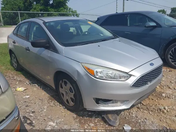 1FADP3E26GL247076 2016 FORD FOCUS - Image 1