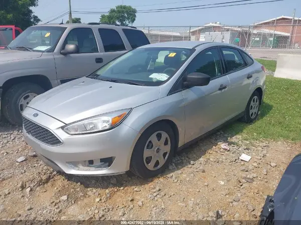 1FADP3E26GL247076 2016 FORD FOCUS - Image 2