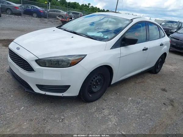 1FADP3E26GL248714 2016 FORD FOCUS - Image 2