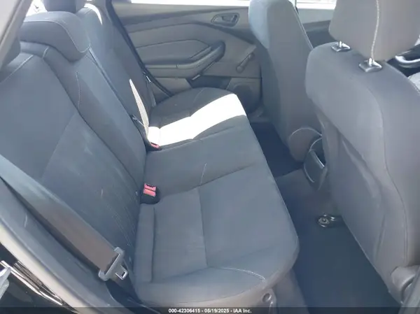 1FADP3E26GL293913 2016 FORD FOCUS - Image 8
