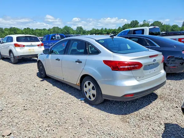 1FADP3E26GL304036 2016 FORD FOCUS - Image 2
