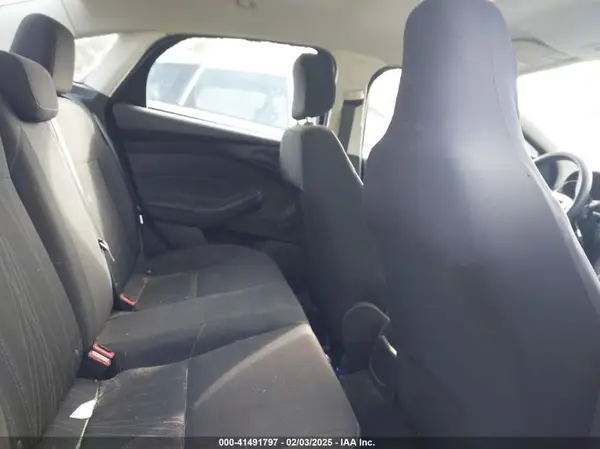 1FADP3E26GL304327 2016 FORD FOCUS - Image 8