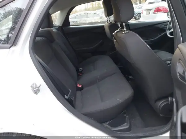 1FADP3E26GL329731 2016 FORD FOCUS - Image 8