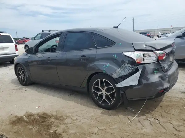 1FADP3E26GL335450 2016 FORD FOCUS - Image 2
