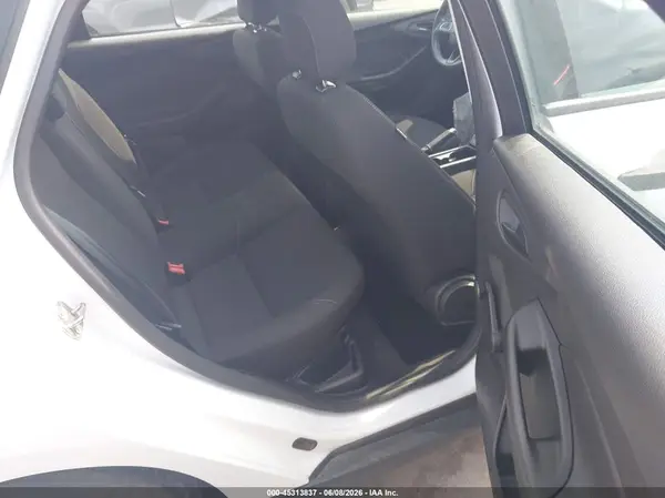 1FADP3E26GL339448 2016 FORD FOCUS - Image 8