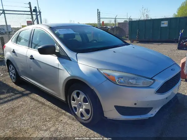 1FADP3E26GL353009 2016 FORD FOCUS - Image 1